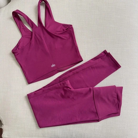 Alo Yoga Airbrush High-Waist Legging and Real Bra Tank - Matching Set - Picture 2 of 5